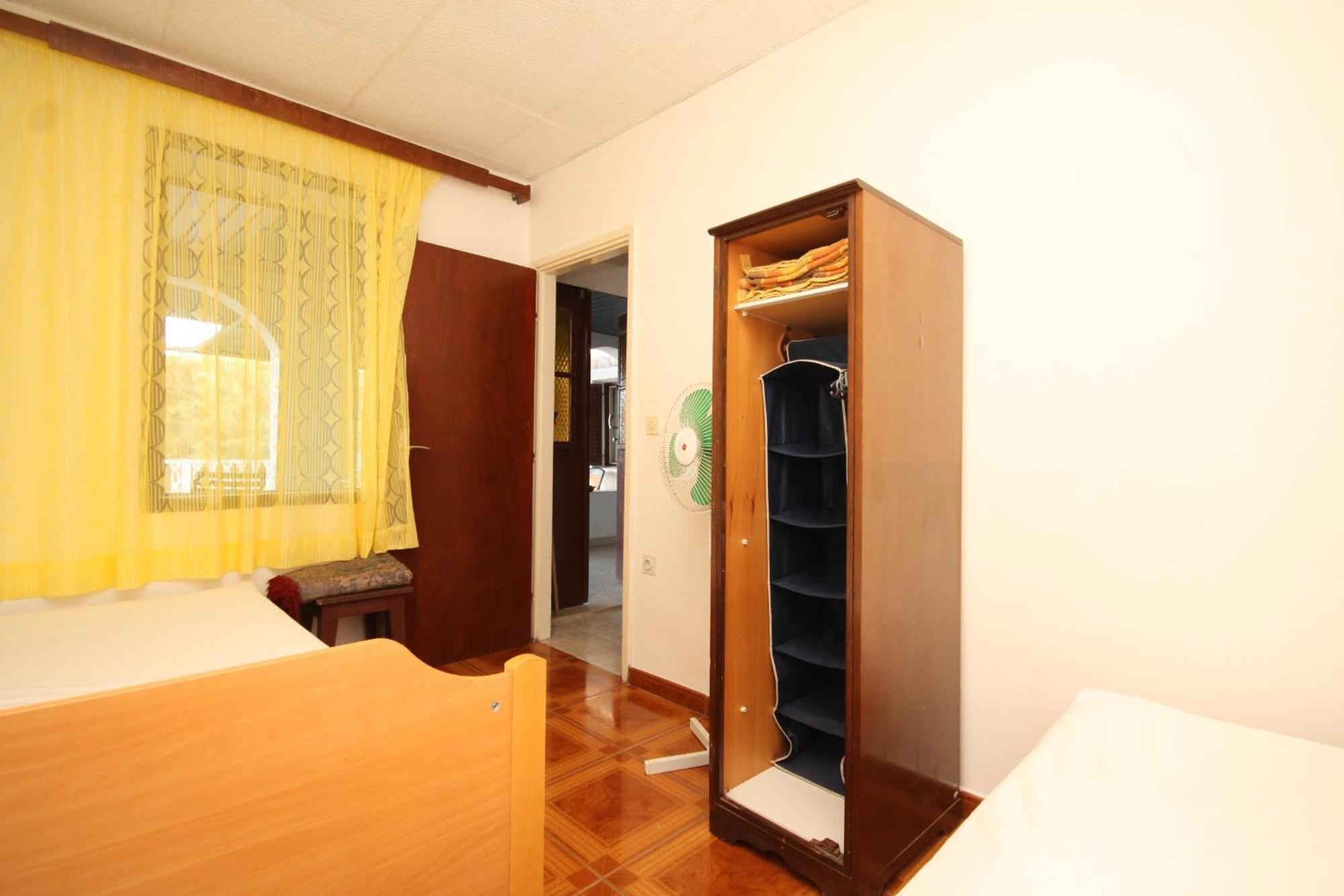 Apartments By The Sea Milna, Vis - 8913 Habitación foto